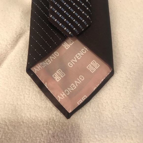 GIVENCHY Gentleman Paris Extra Long Tie - Picture 5 of 6